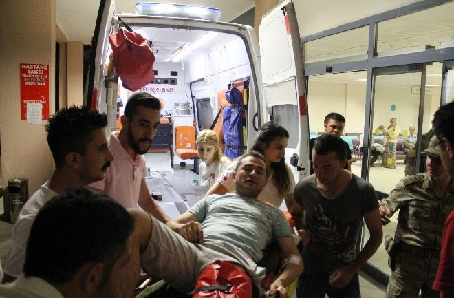 Saldırıda Yaralanan 2 Asker Tedavi Altına Alındı